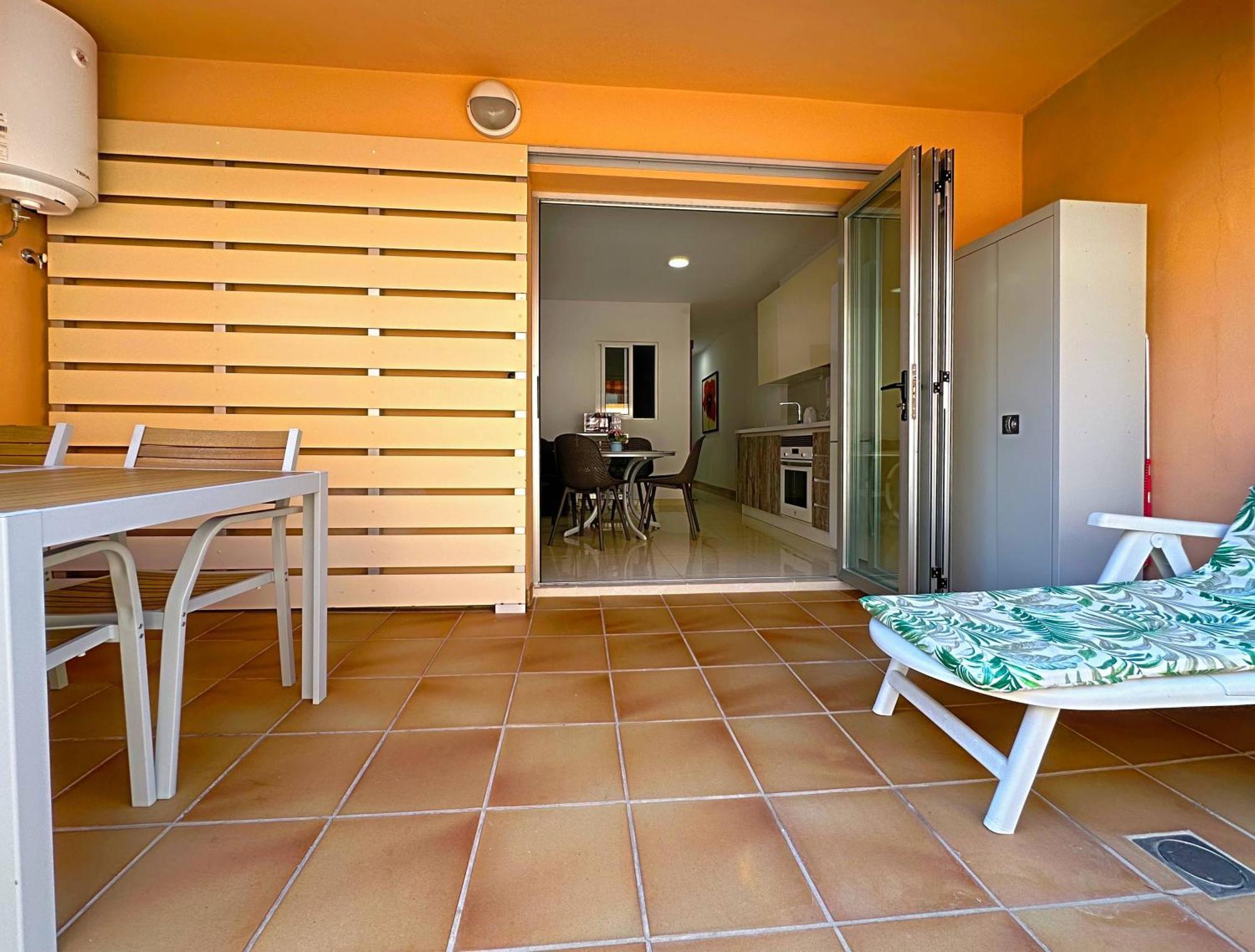 Los Cristianos Piscina Y Terraza 외부 사진